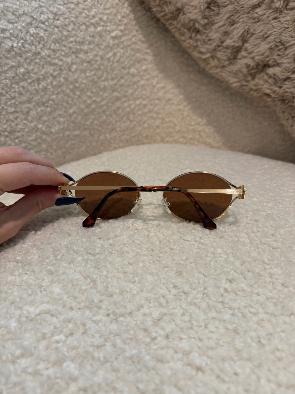 Gold Frame Oval Retro Sunglasses with Brown Lenses - Picture 6 of 6